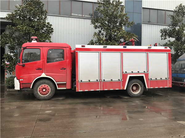 慶鈴（3噸）消防車